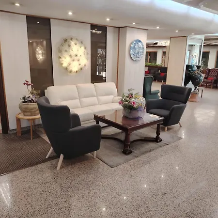 Delta Florence 4*