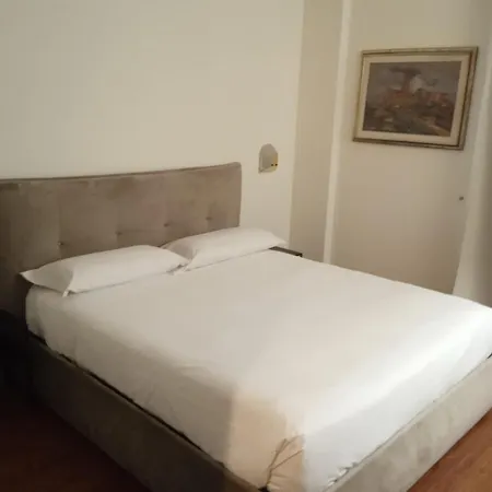 Delta Florence 호텔 4*