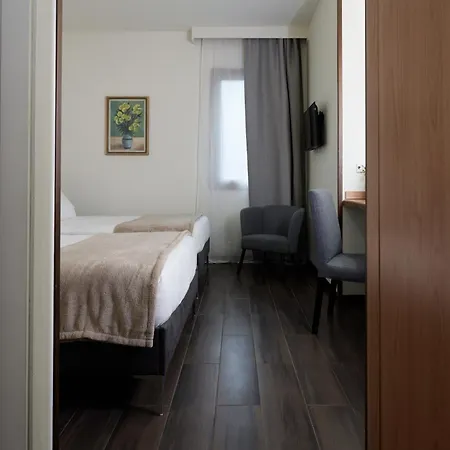 호텔 Delta Florence 4*