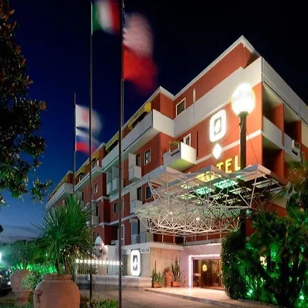 Delta Florence فندق