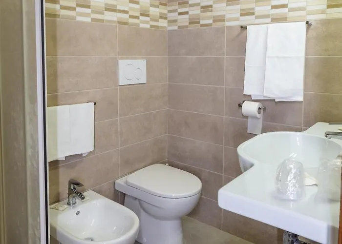 Otel Delta Florence 4*