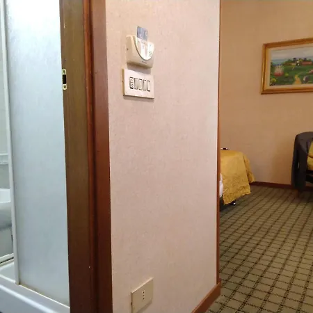 Отель Delta Florence Каленцано